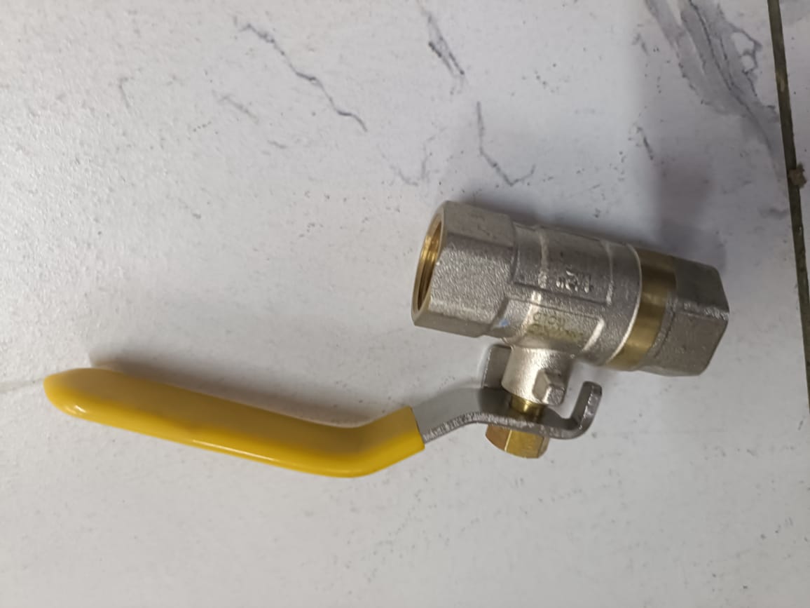 WhatsApp-Image-2025-06-06-at-14.04.47 Gas Ball Valve 1/2″ - Image 1