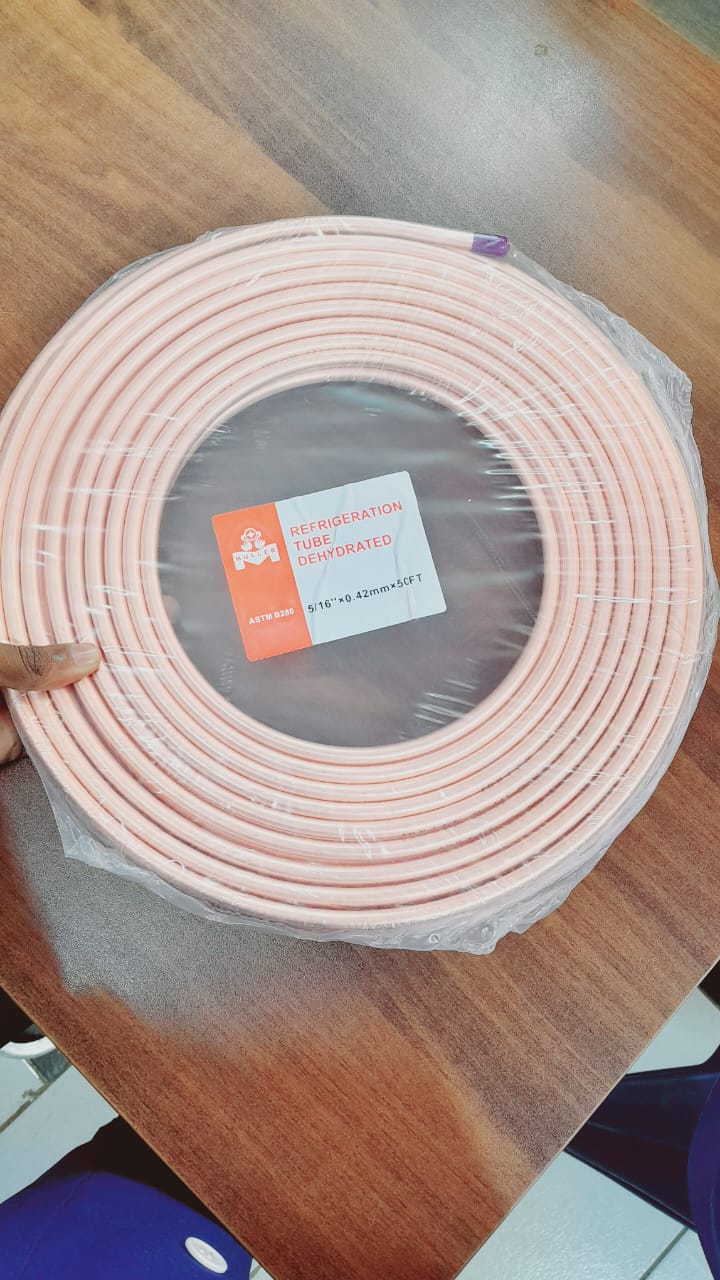 bafefd30-f262-4a66-b242-15272ad2f71b 3/4″ Straight Copper Pipes - Image 1